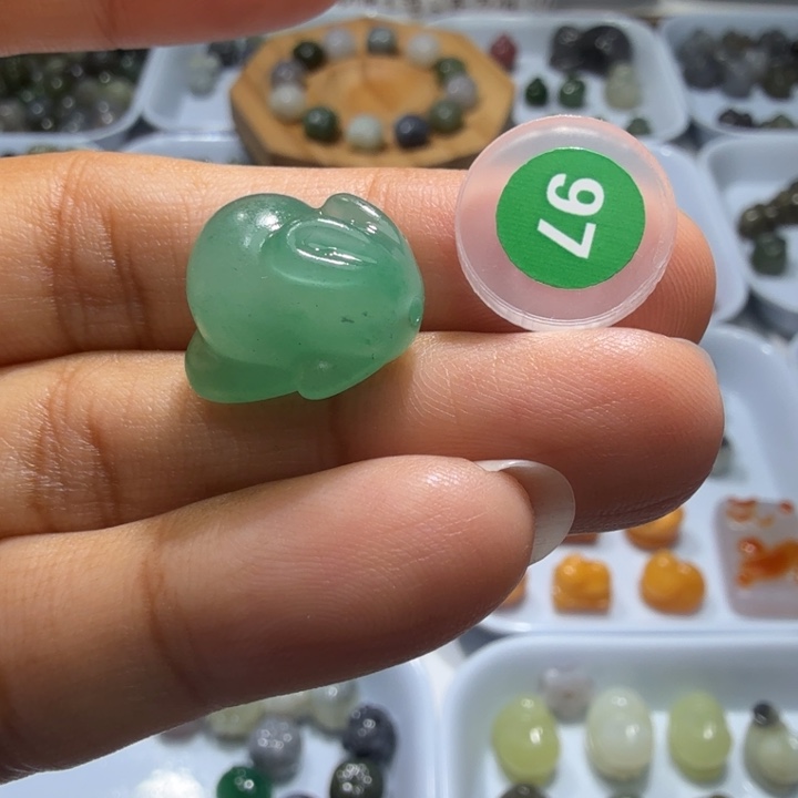 和田玉未镶嵌珠宝半成品