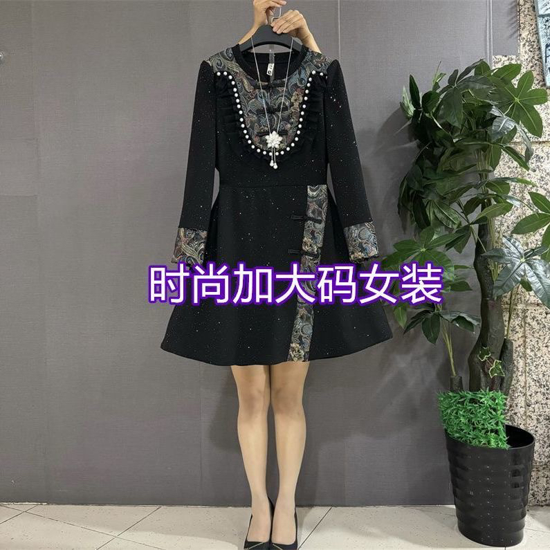 大码胖MM新中式国风拼接盘扣长袖连衣裙女春季显瘦遮肚碎花气质