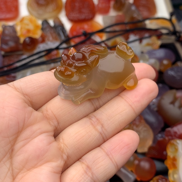 酸***-玛瑙/玉髓颈饰未镶嵌