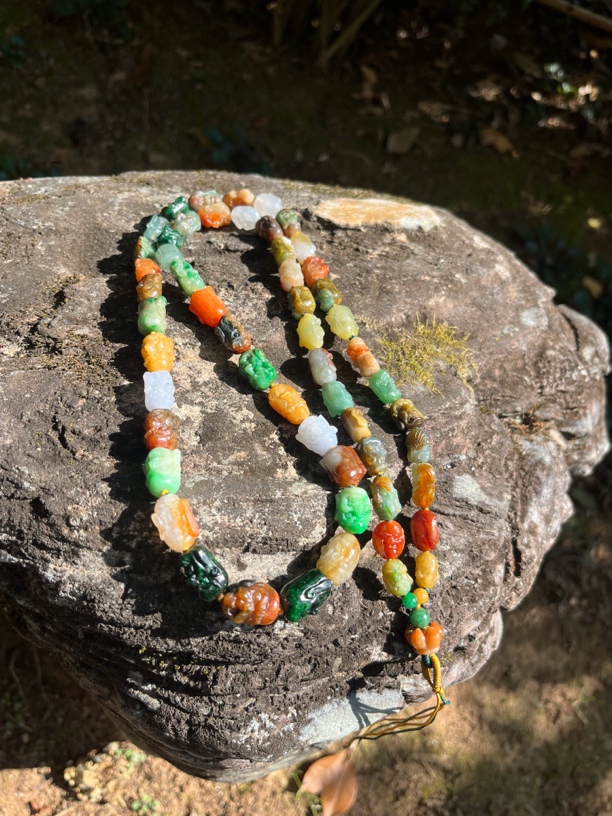 翡翠Ａ货【多彩罗汉项链】腾冲老料，油性好，颜色鲜艳！