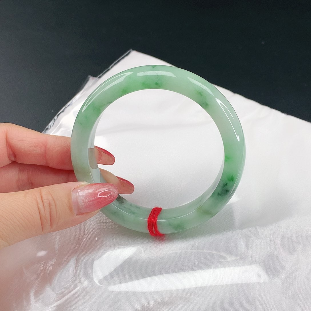翡翠手镯未镶嵌翡翠3045