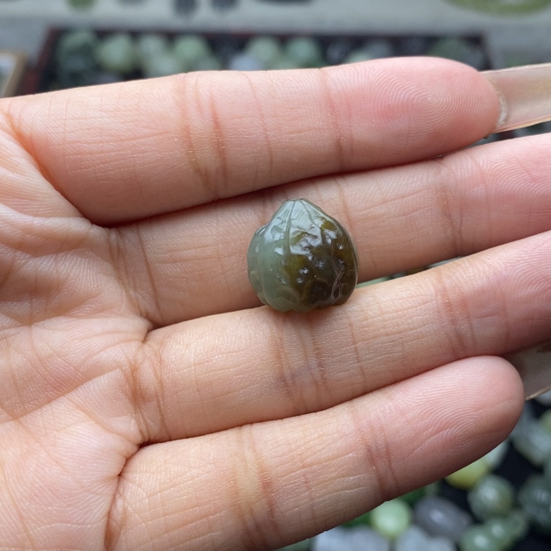 ㅤ***ㅤ和田玉未镶嵌颈饰特殊宽不退不换