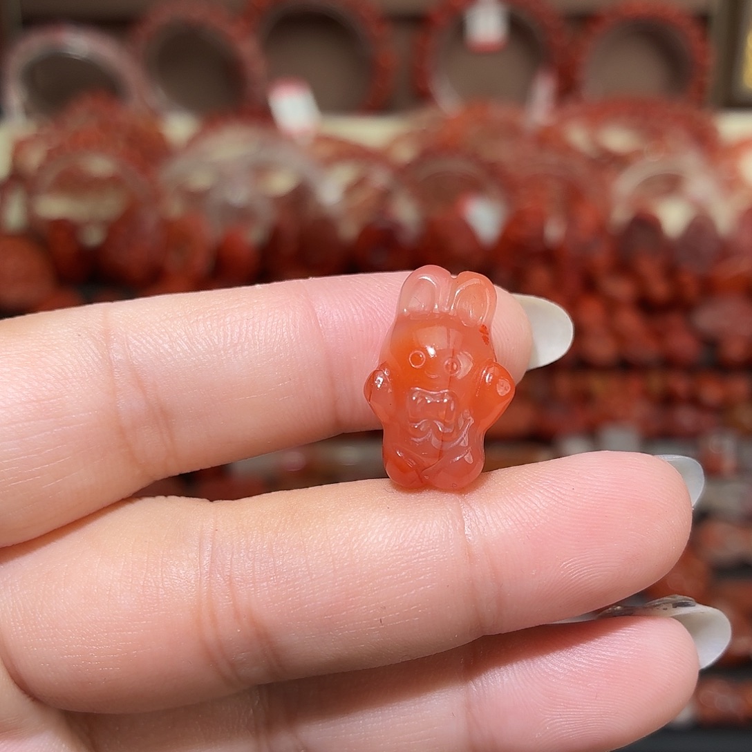 南红玛瑙未镶嵌颈饰