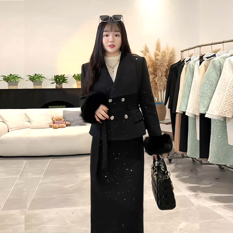 【AWEI】大码女装2025冬季高端气质毛毛袖小香风外套+半身裙两件套