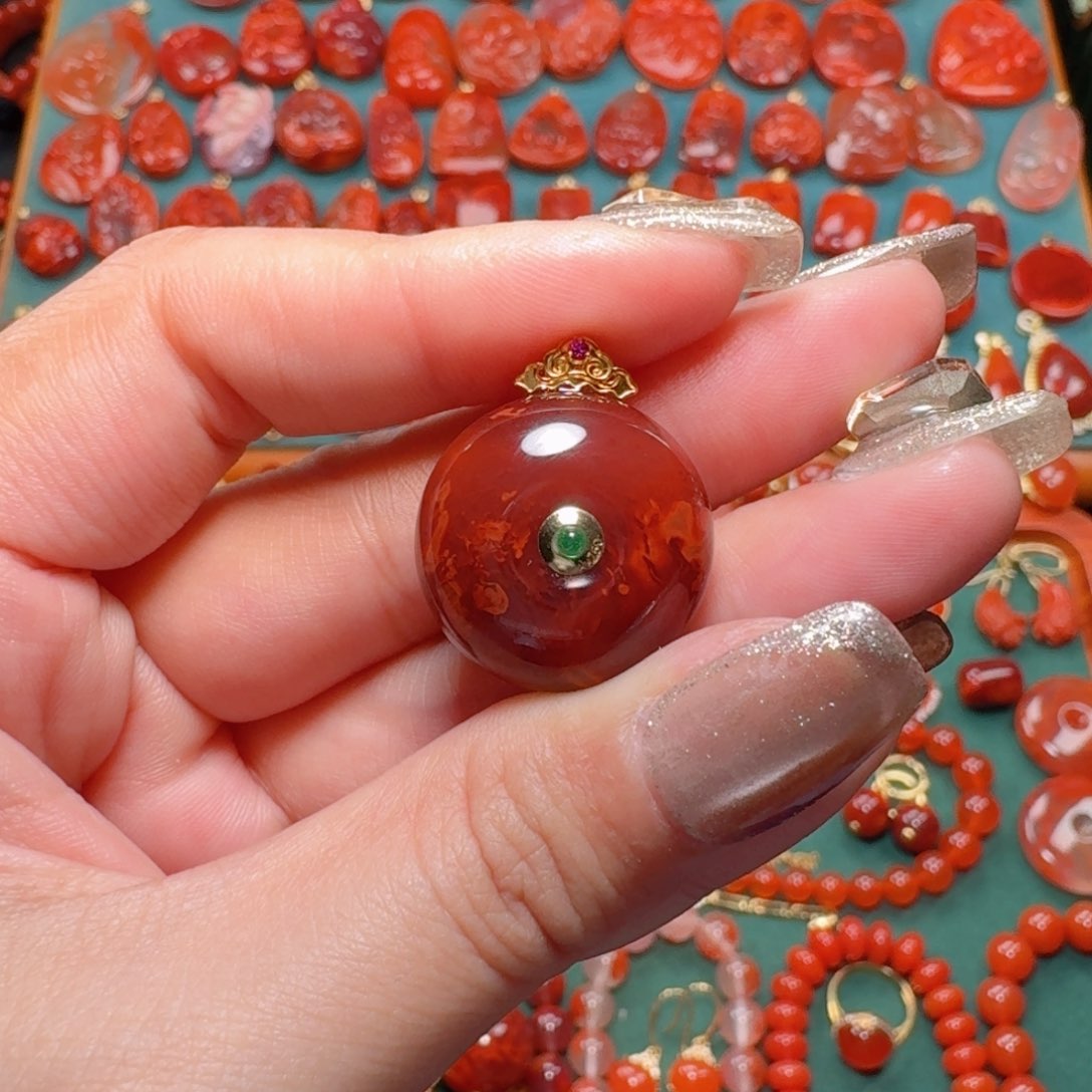 南红玛瑙南红玛瑙18K金镶嵌