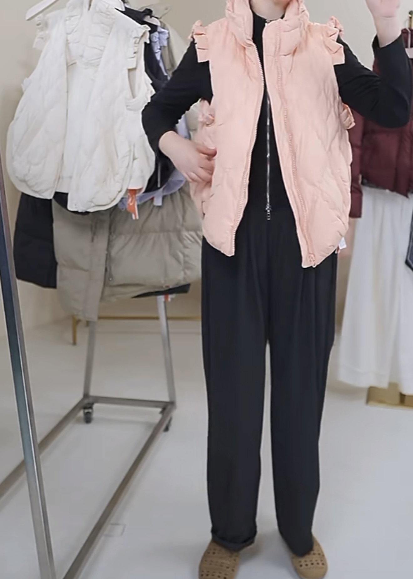 新款时尚气质百搭高级感女装马甲羽绒服77061