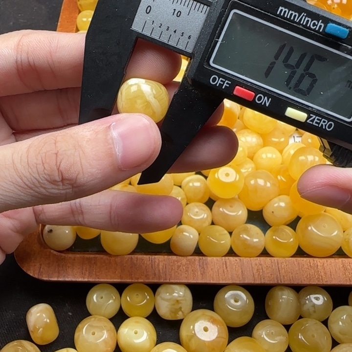 蜜蜡未镶嵌珠宝奇石天然165