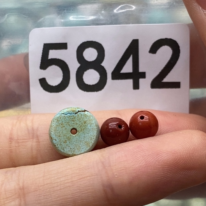 南红玛瑙未镶嵌颈饰