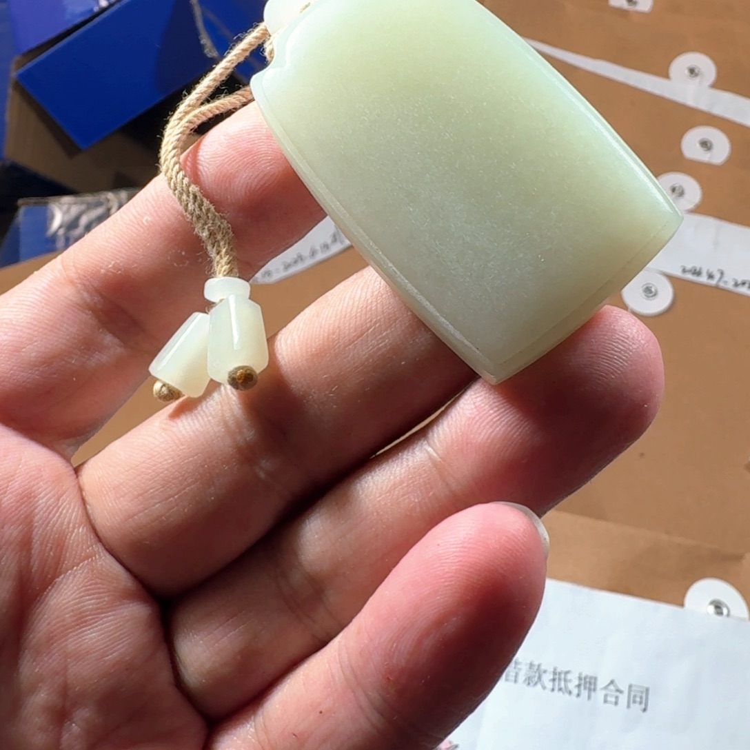 定制和田玉不退换