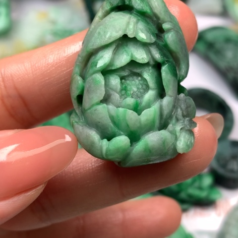 定制翡翠未镶嵌翡翠