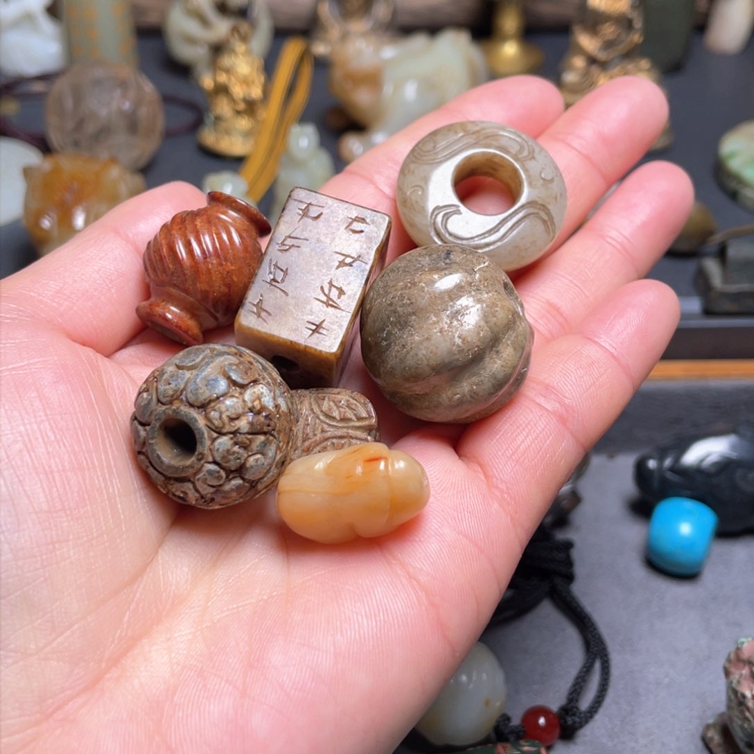 和田玉如图未镶嵌