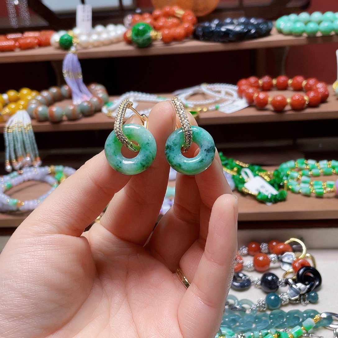 翡翠未镶嵌手链饰品