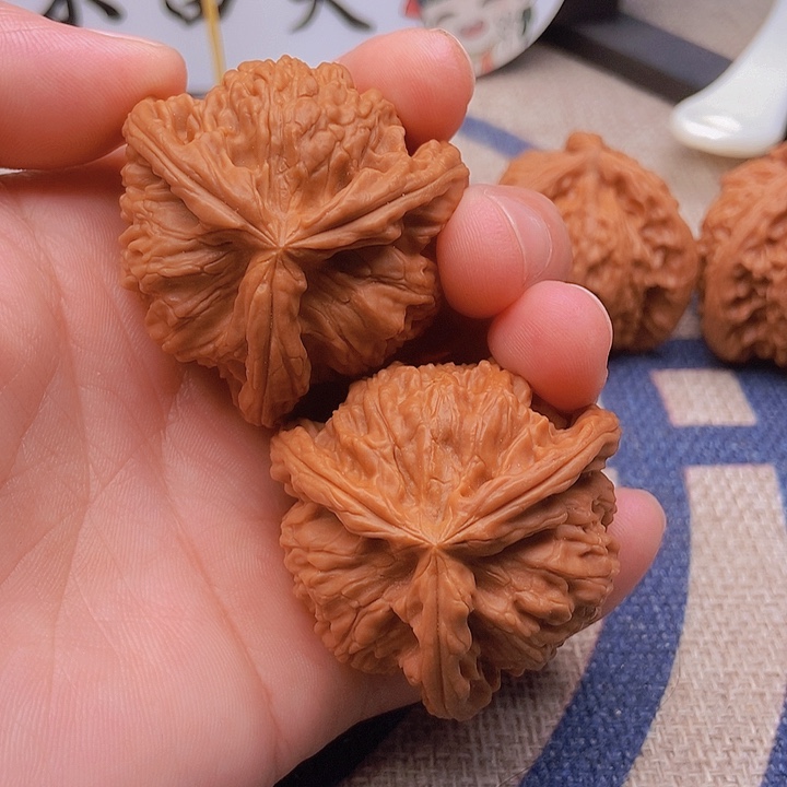 吊坠文玩核桃阿*三棱