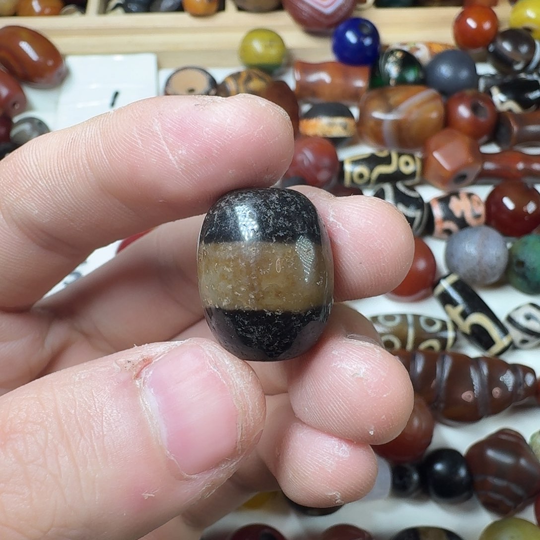 玛瑙/玉髓未镶嵌纯天然玛瑙珠子