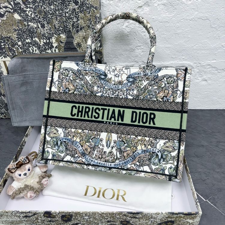 99新/迪奥/手提包/C8879421368/[251203SWB]
