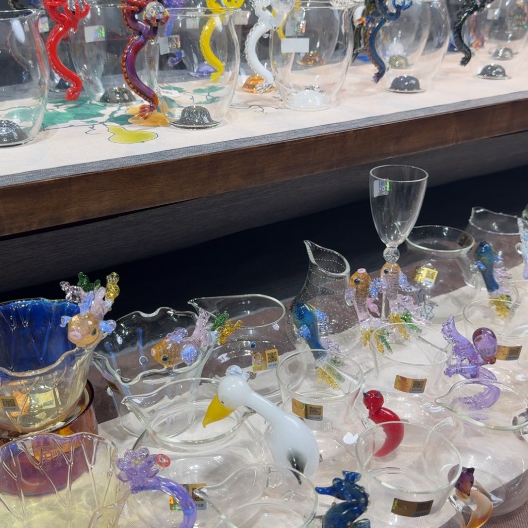 丹***n晶焱公道杯荷韵提梁粉