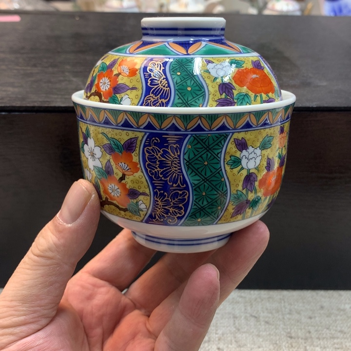 金瓷阁家的美丽瓷器
