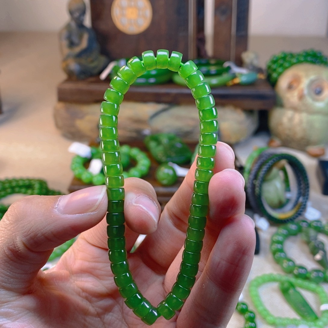 和田玉颈饰未镶嵌我***星