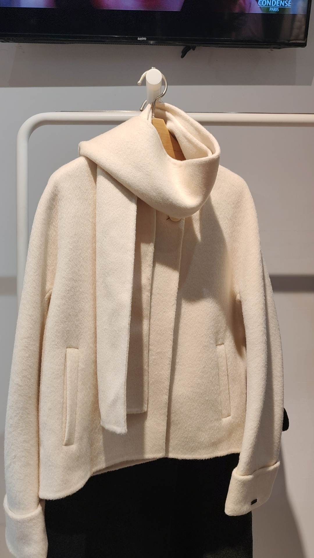 麦檬围巾短款大衣