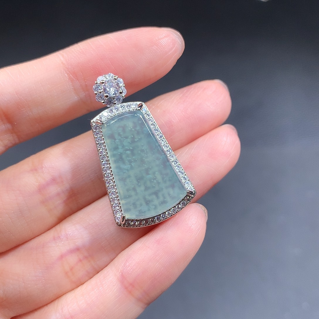 未镶嵌戒指翡翠翡翠