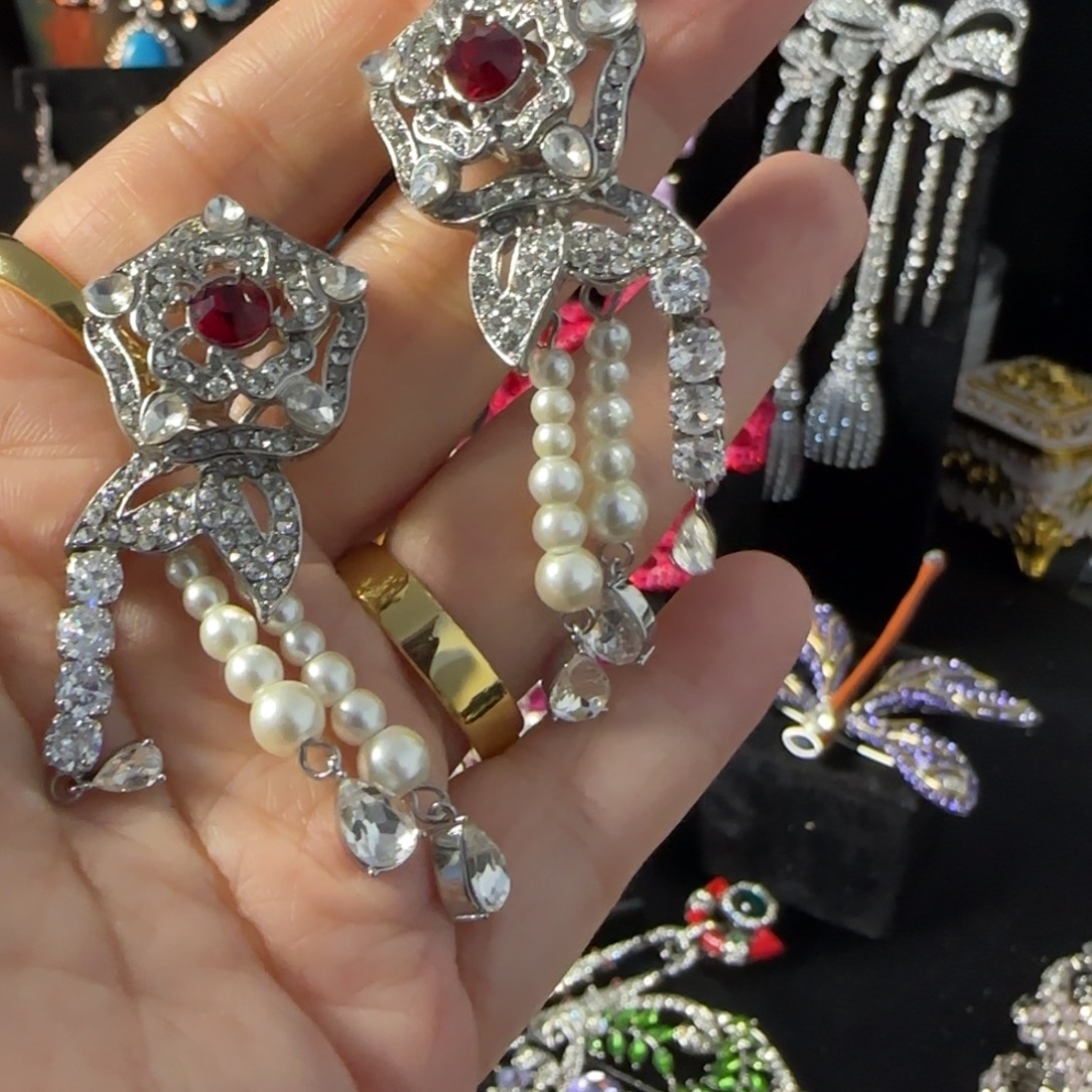 乖***野琉璃纯铜合金耳饰