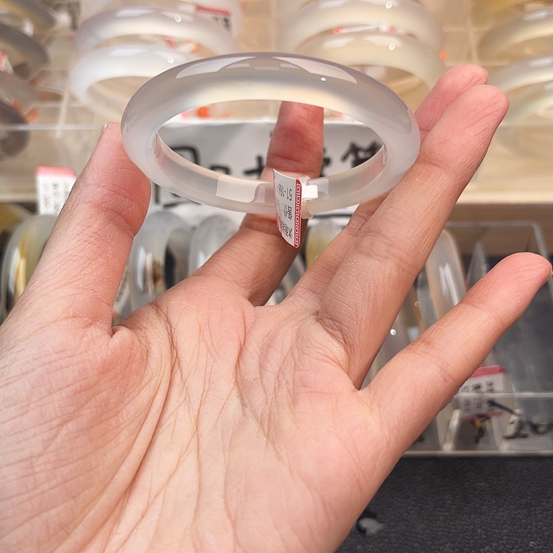 ****y玛瑙/玉髓未镶嵌手镯