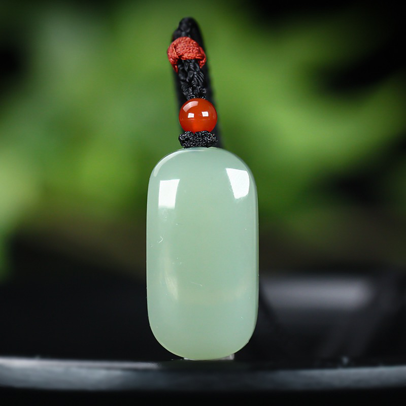 天然和田玉湖水绿浅青平安无事玉牌吊坠男女款玉石平安牌玉坠