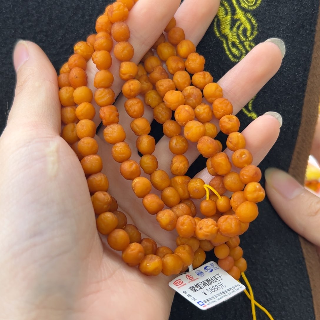 琥珀珠宝奇石未镶嵌