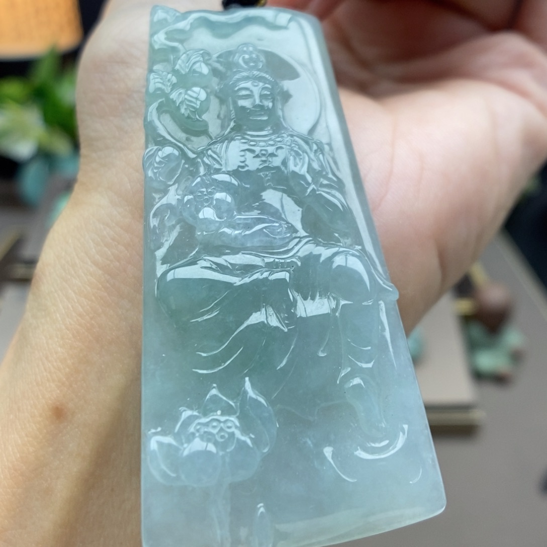 翡翠未镶嵌颈饰吊坠92