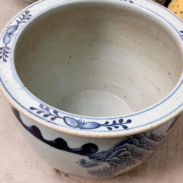 瓷片我们的确需要有一份