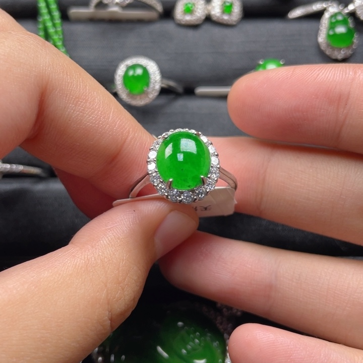 翡翠戒指银S925镶嵌戒指
