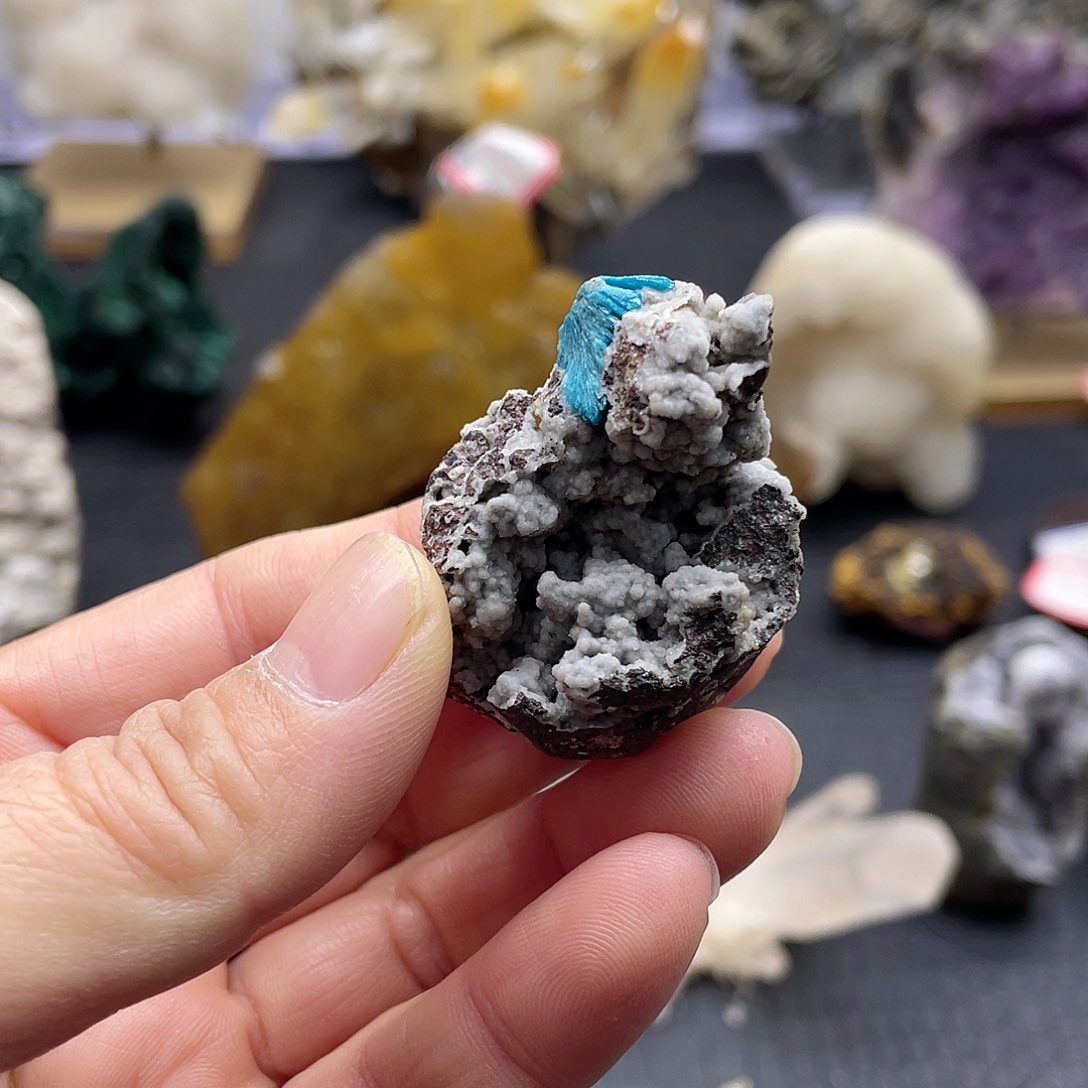 5坦桑石（处理）水硅钒钙