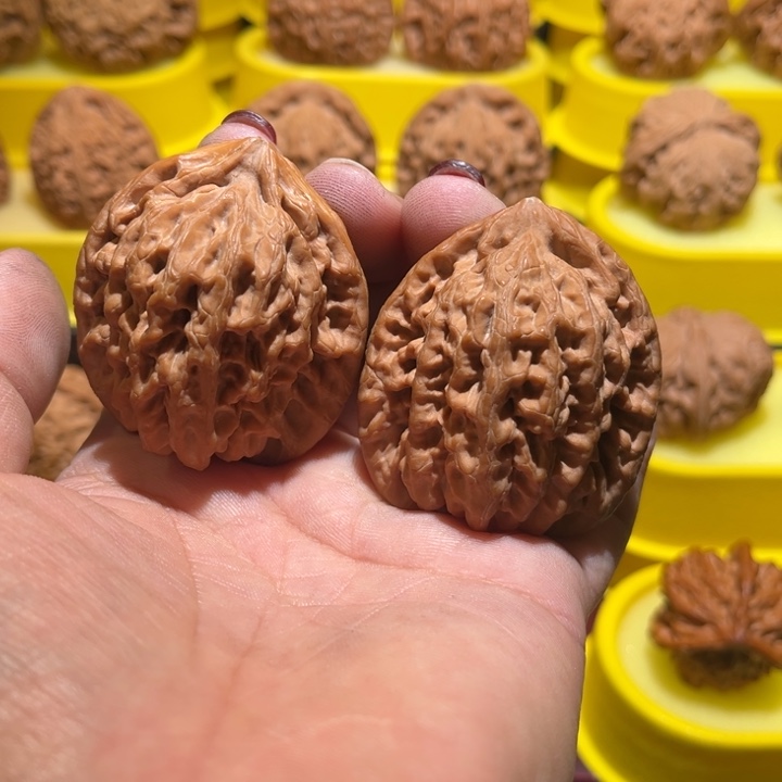 吊坠桃核金公子全品