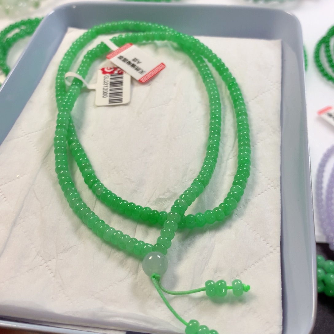 翡翠未镶嵌颈饰项链