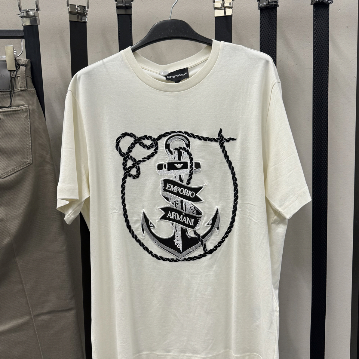 未使用 Emporio Armani/安普里奥·阿玛尼 刺绣重工短袖 不退换 