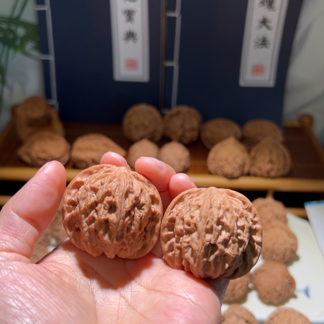 小***雄文玩核桃把件磨盘