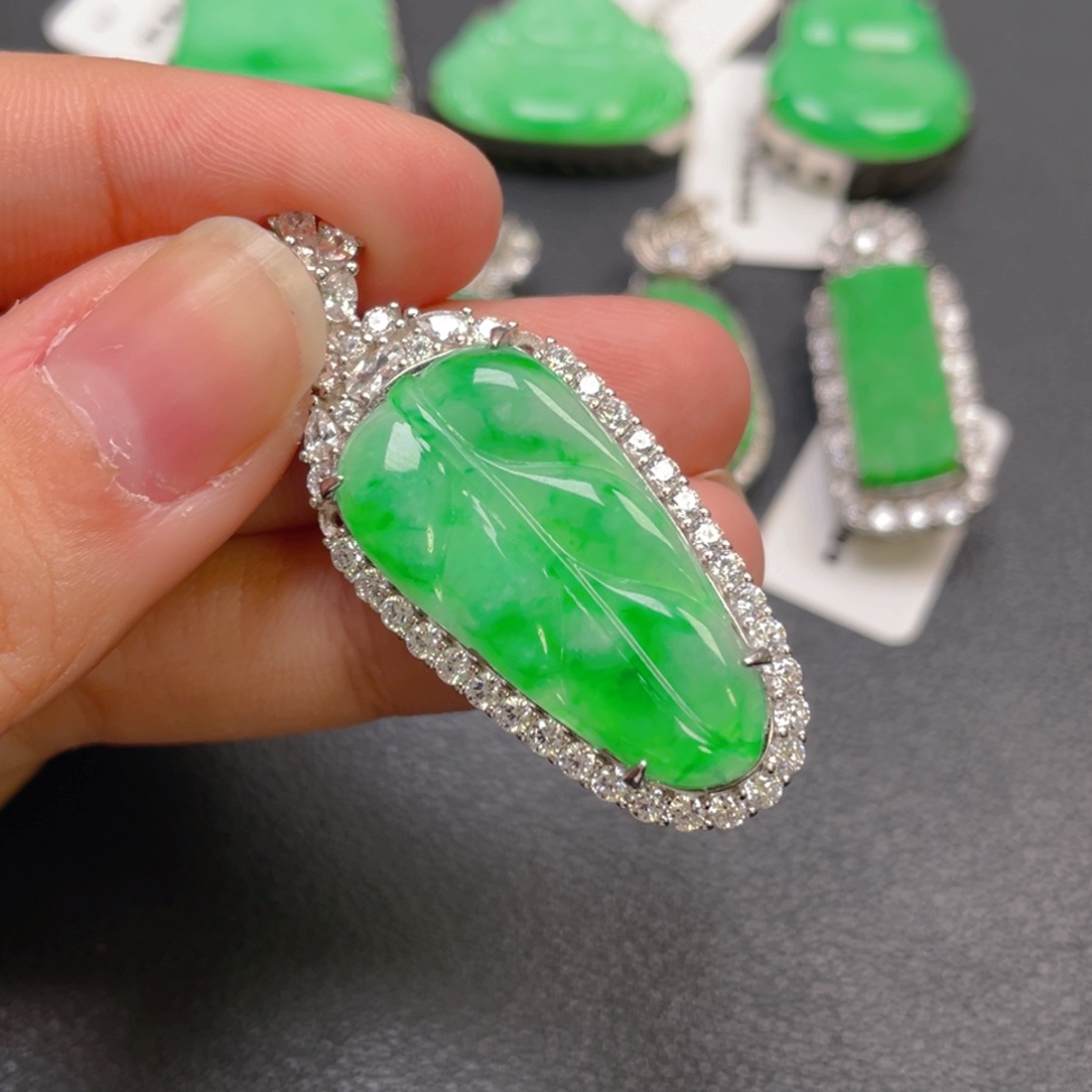 翡翠银S925镶嵌颈饰