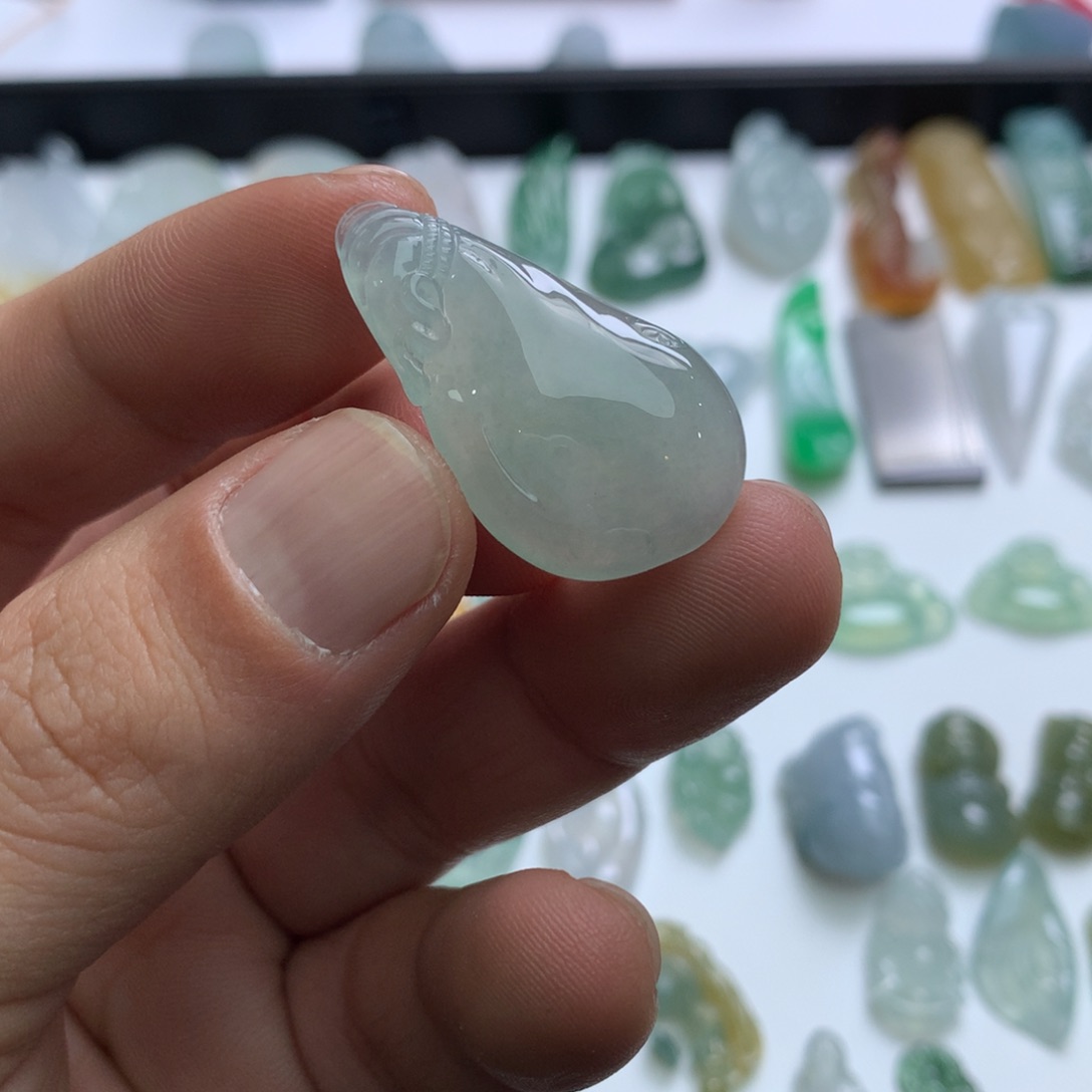 翡翠颈饰未镶嵌天然翡翠A货