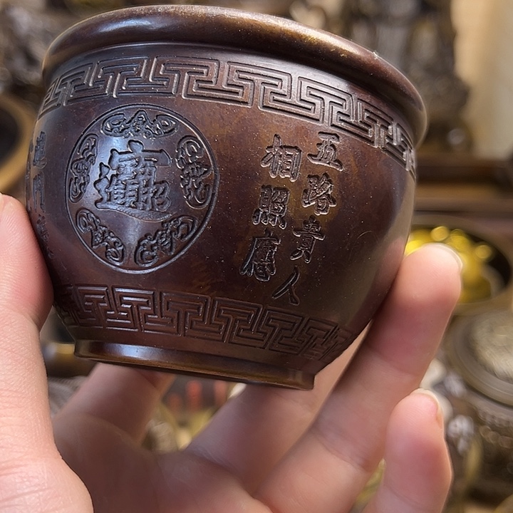 精美铜器，点击下单