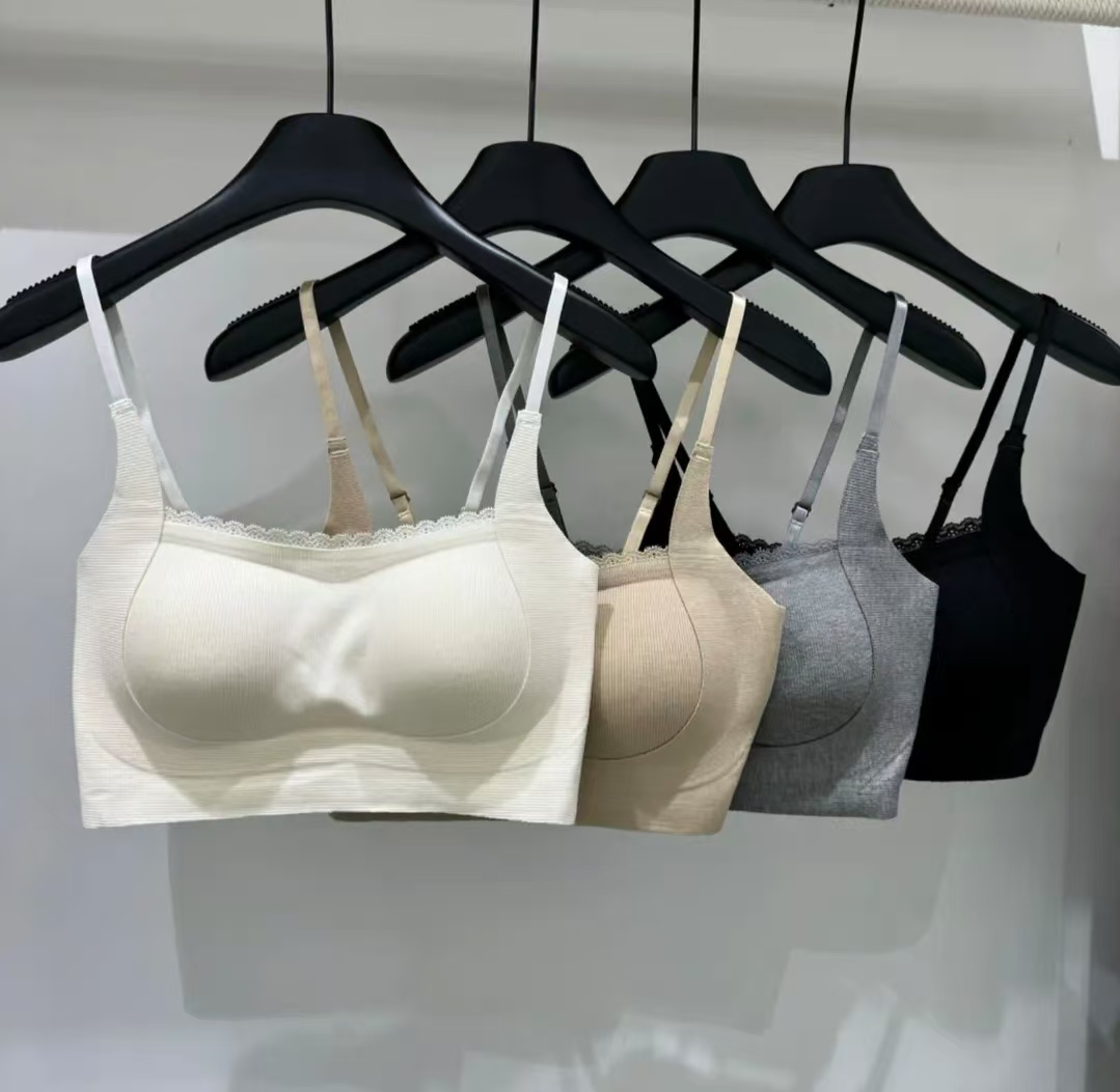 舒适无钢圈女士美背无痕初秋款聚拢防走光1