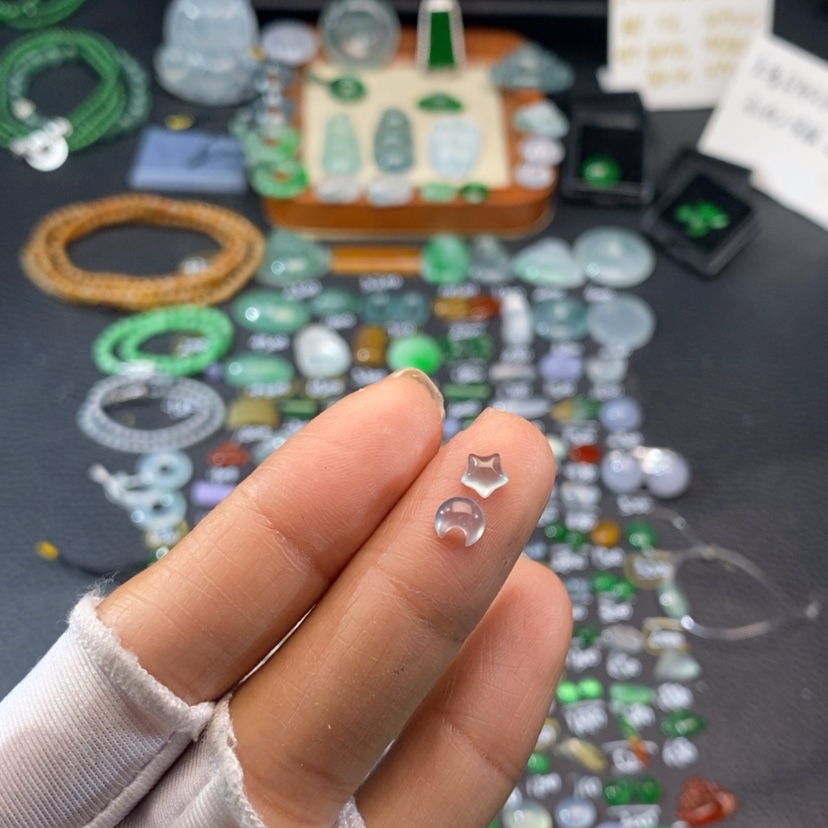 【闪购商品】翡翠挂件未镶嵌星星