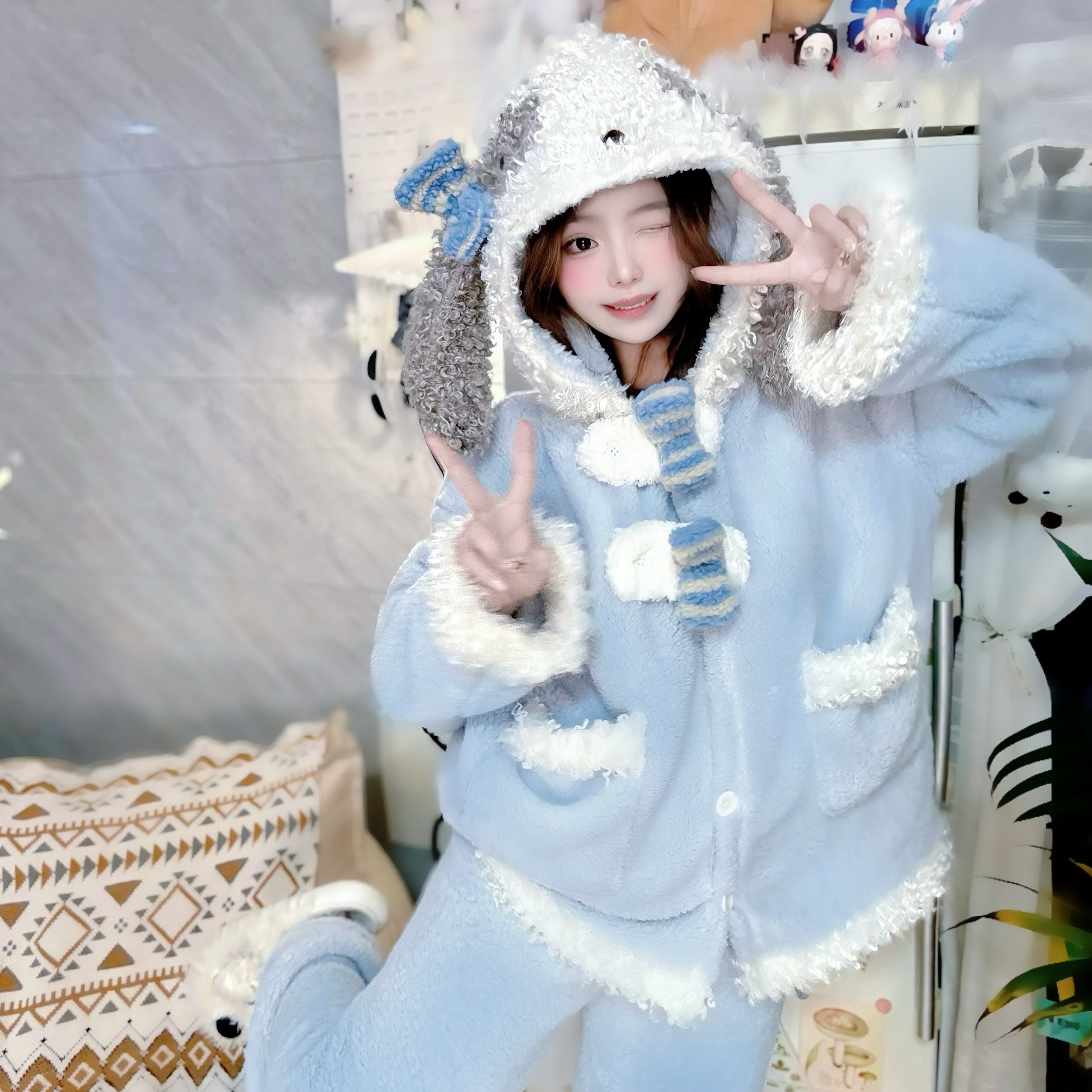 卷毛小狗可爱卡通毛绒绒长耳小狗睡衣秋冬新款保暖连帽家居服套装