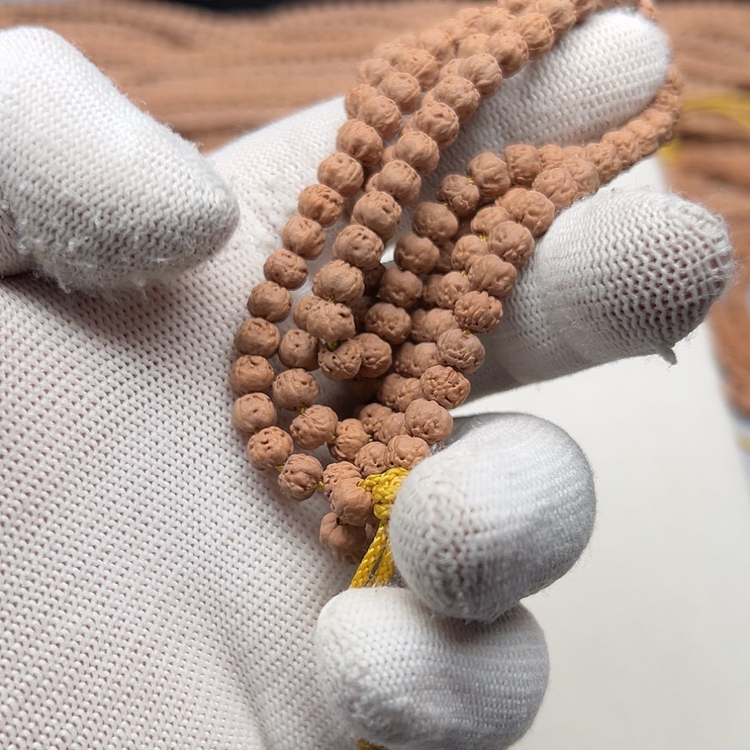 庆***)金刚菩提吊坠佛手