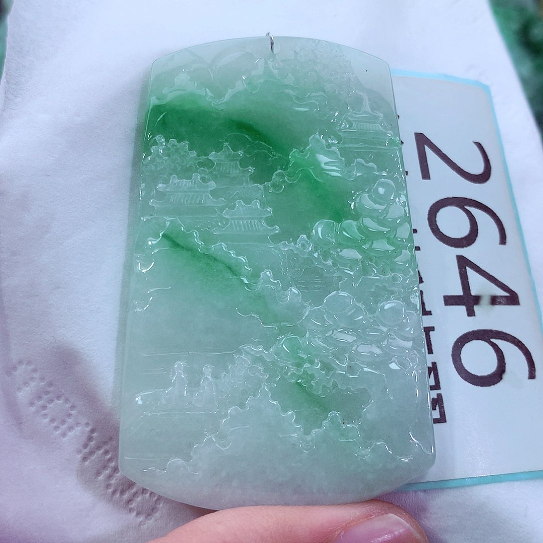 吊坠(不含链)未镶嵌翡翠