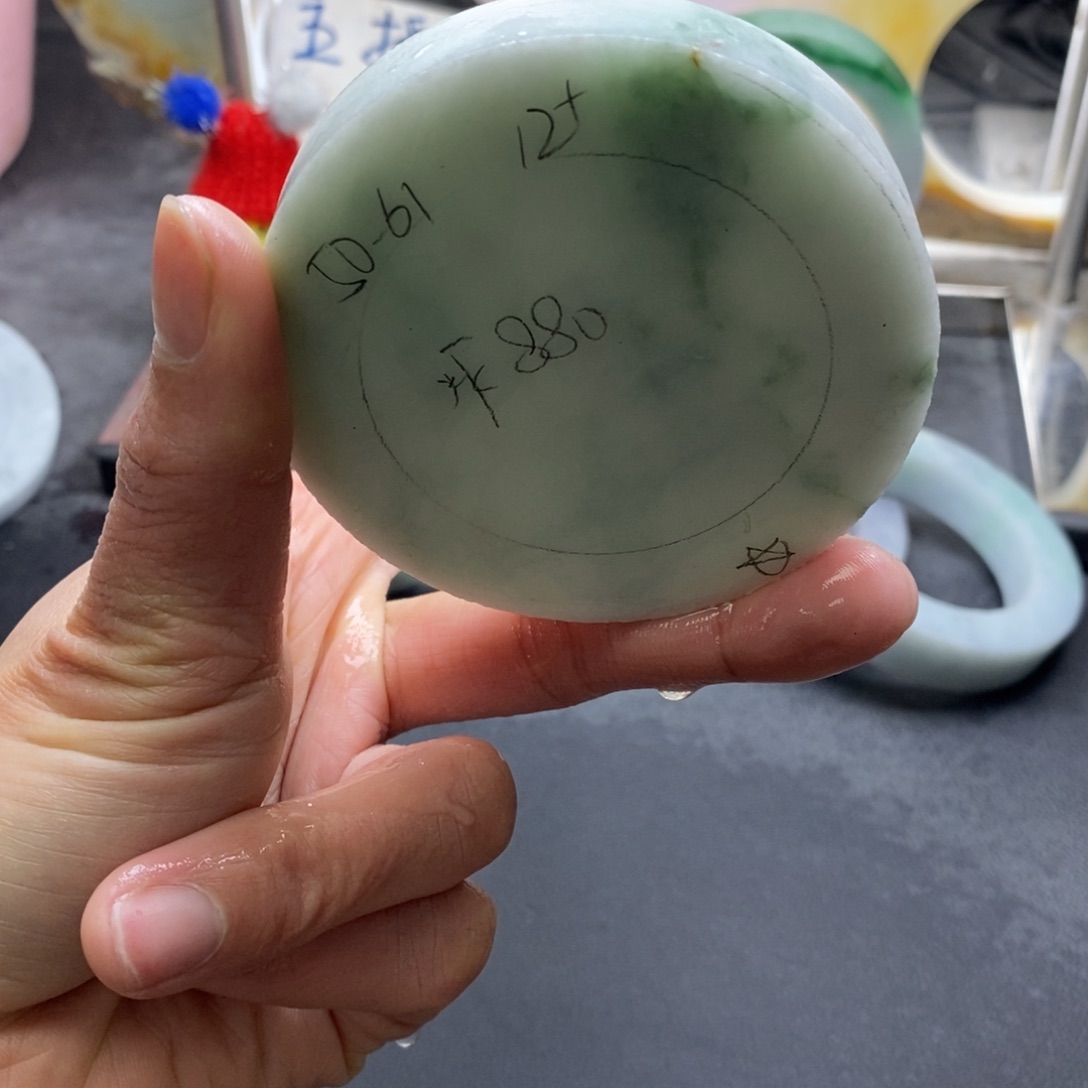 定制翡翠正未镶嵌