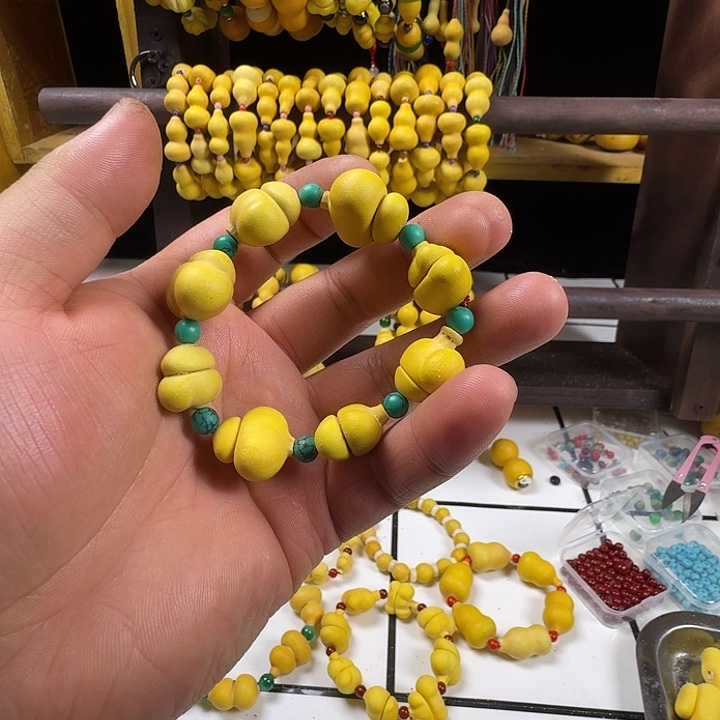 振***甜你是个一侧姐姐啊