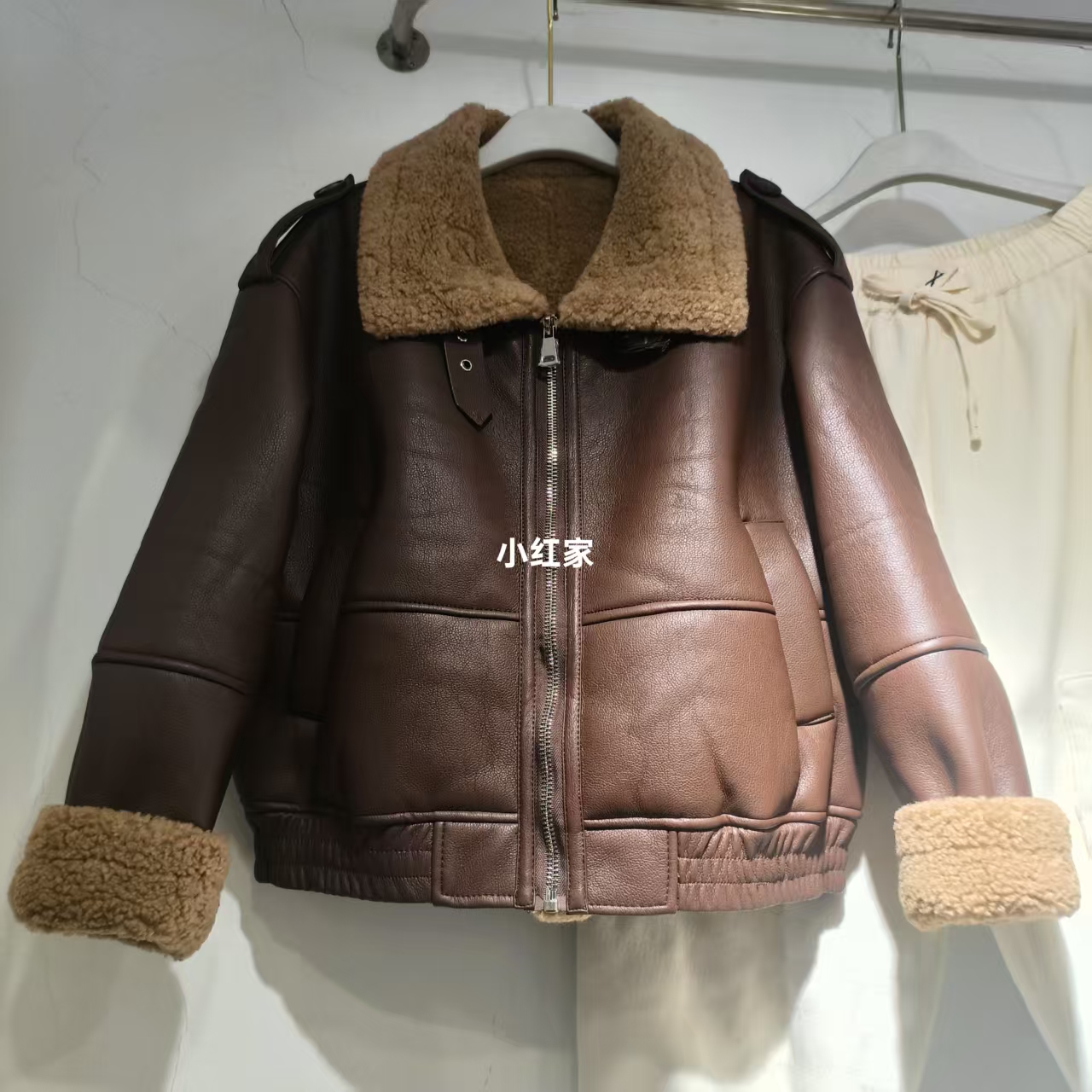 小红家时尚洋气毛毛外套