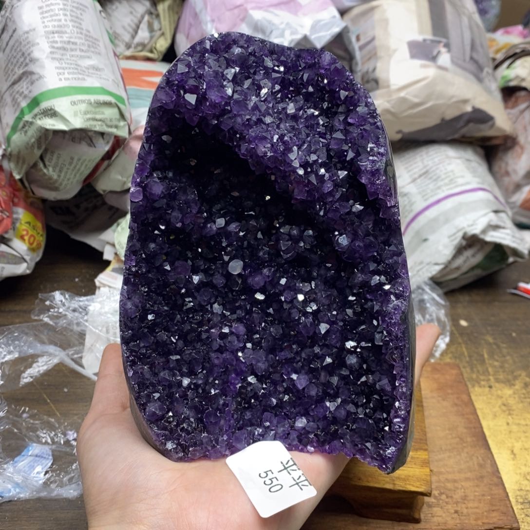 紫晶乌拉圭未镶嵌