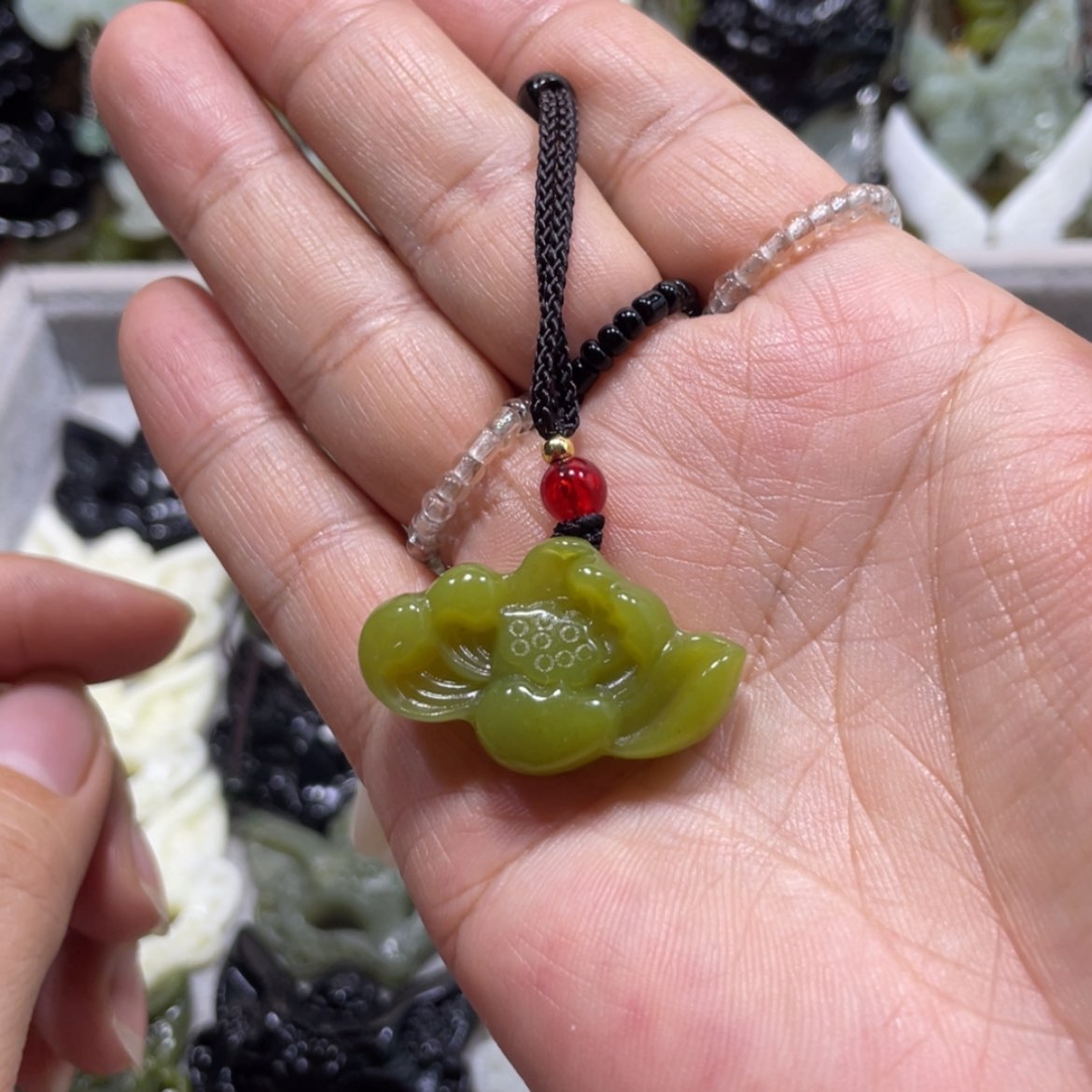 【闪购商品】岫玉颈饰未镶嵌35吊坠