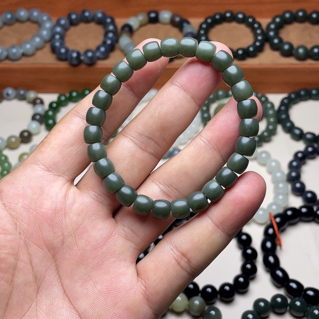 未镶嵌手串和田玉